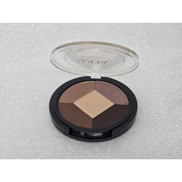 Ulta Complete Eye Shadow Palette Indie 4 Shades & Powder Liner Neutral Colors - Picture 1 of 3